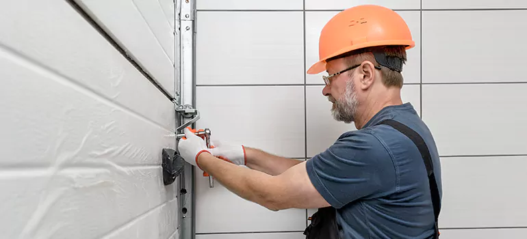 Commercial Garage Door Repair in Jacksonville Beach, FL