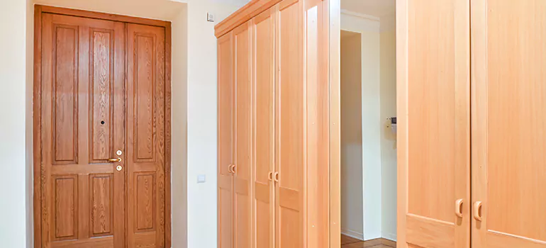 Glass Closet Door Repair in Jacksonville Beach, FL